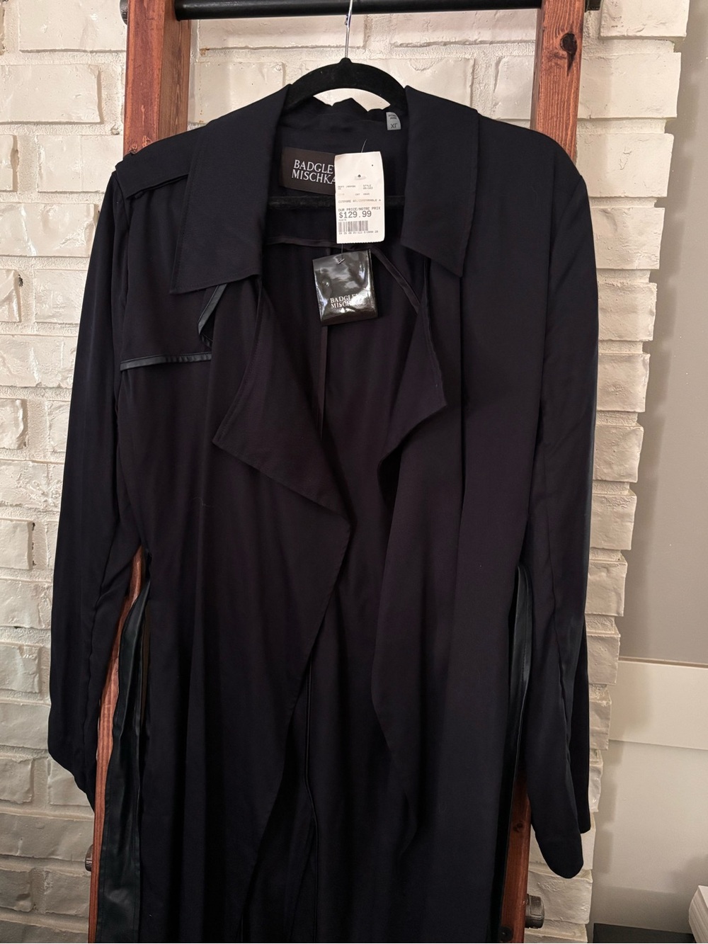 Badgley Mischka Black Long Sleeve Belted Trench Dress